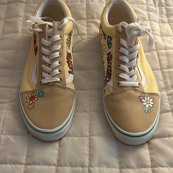 Limited Edition Sesame Street Vans - Picture 1 of 5